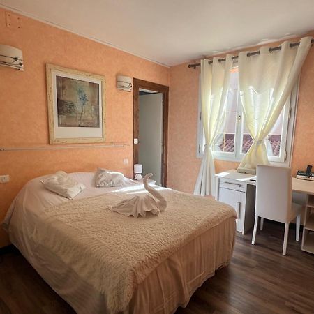Hotel Lou Pebre D'Ai Plan d'Aups Zewnętrze zdjęcie